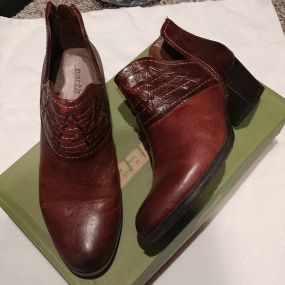 Shoes | Shooties By Earth | Poshmark